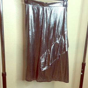 NWT SBetro Charcoal gray Metallic Skirt